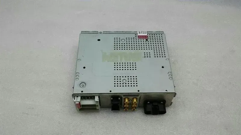 Mercedes SL R230 amplifier control unit A2208200897 TV tuner SL600