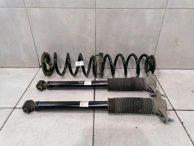 Tesla Model 3 shock absorber rear set 1044461-02-e shock absorber rear set