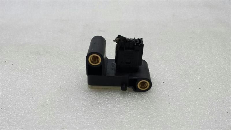 BMW 1 Series E81 Crash Sensor 6911003 Impact Sensor