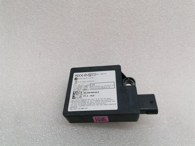 Tesla Model 3 STANDARD RANGE Electronic Module 1097855-90-F Control Unit