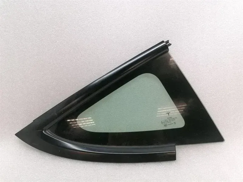 Tesla Model 3 Right Rear Quarter Glass 1514979-01-C Door Panel 1/4 Rear Right