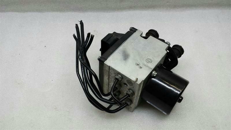 VW Passat 3C 2010 ABS pump 3C0614109AF hydraulic block