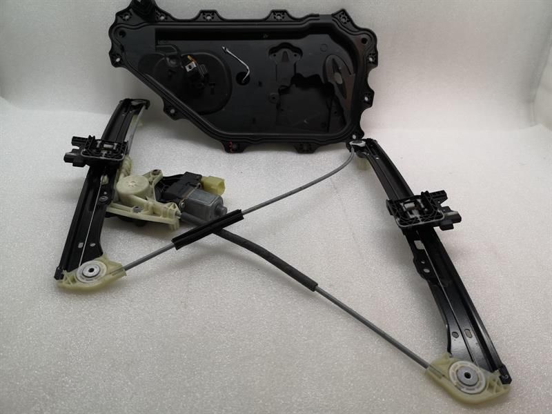 JAGUAR i-PACE X590 EV400 Right Front Door Winder T4K1044 Power Window Front re