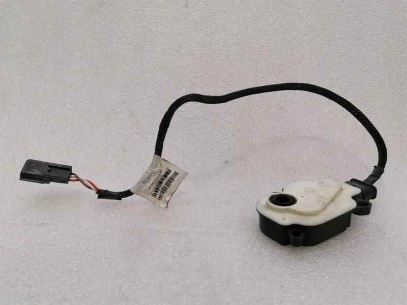 JAGUAR i-PACE X590 EV400 BM51-6476-AC LOUVRE ENGINE