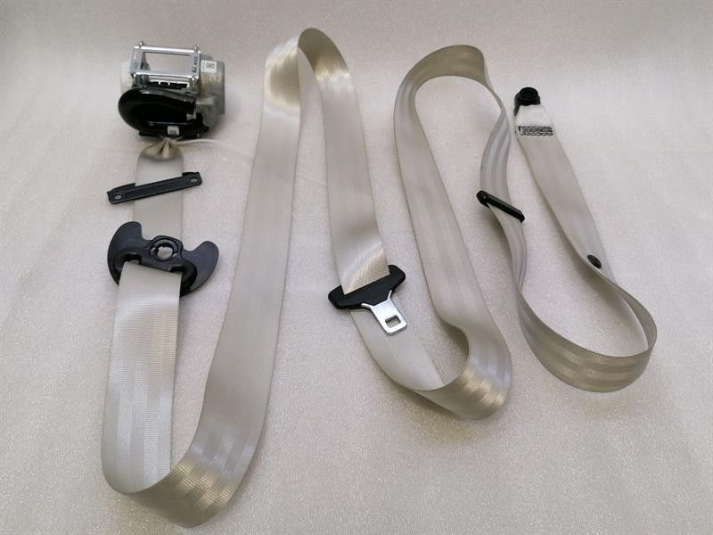 JAGUAR i-PACE X590 EV400 Front Seatbelt J9D3-611B09-AC Seat Belt Strap