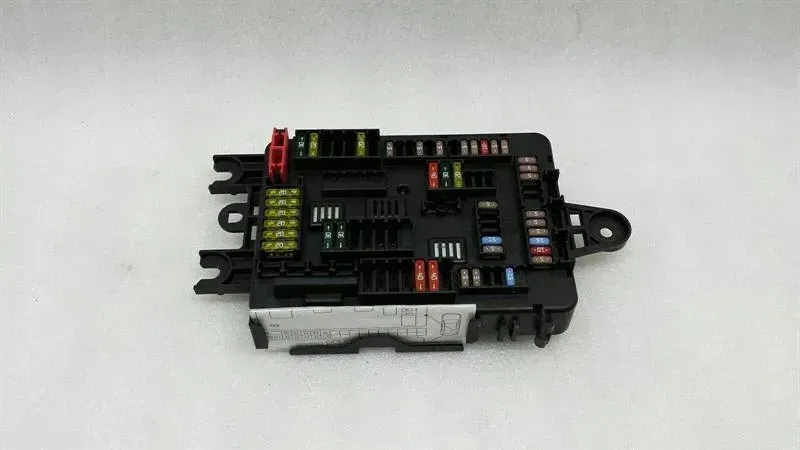 BMW 1 Series F20 F21 Fuse Box 926111103 Fuse Box