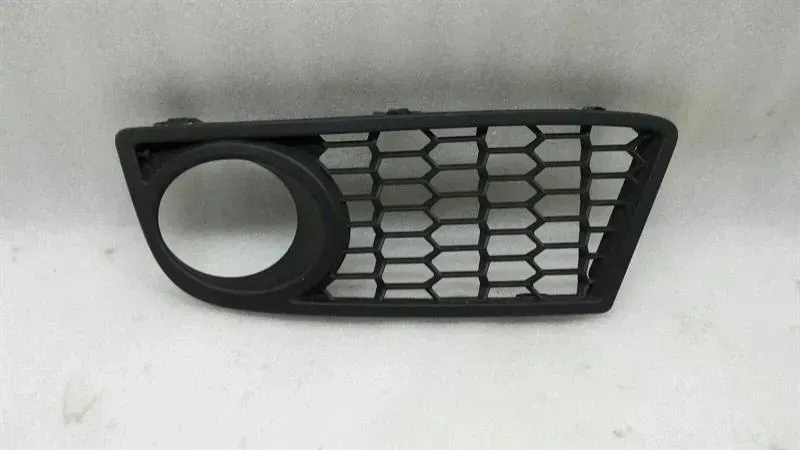 BMW 1 Series F20 Front Left Bumper Grill 51137262118 Radiator Grille Front Left