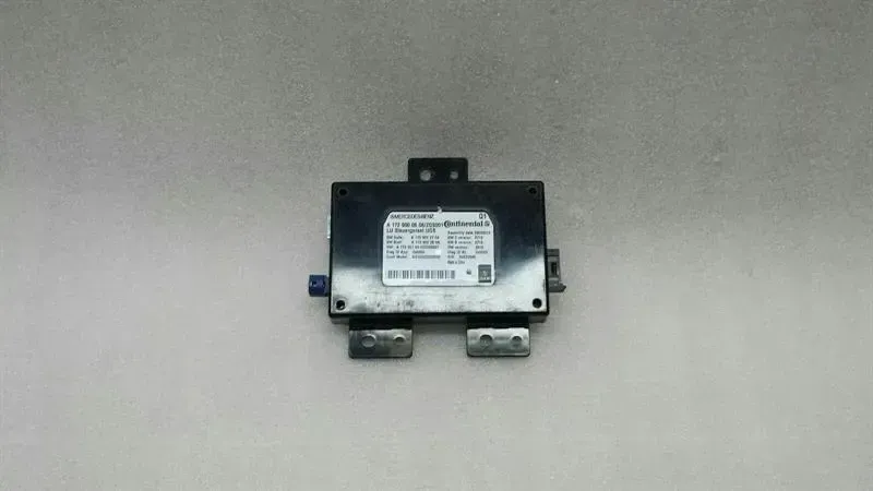 Mercedes CLS W218 Multimedia Module A1729000608 Interface Control Unit