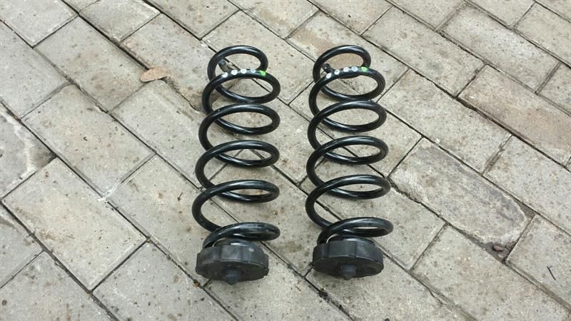 Audi A4 8K suspension spring rear coil springs S line estate station wagon AVANT