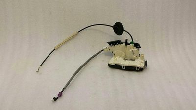 Mercedes CLS W218 front left door lock A2047203735 door lock front left