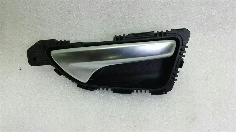 Mercedes CLS W218 FLH door inner handle A2187600161 interior door handle front left