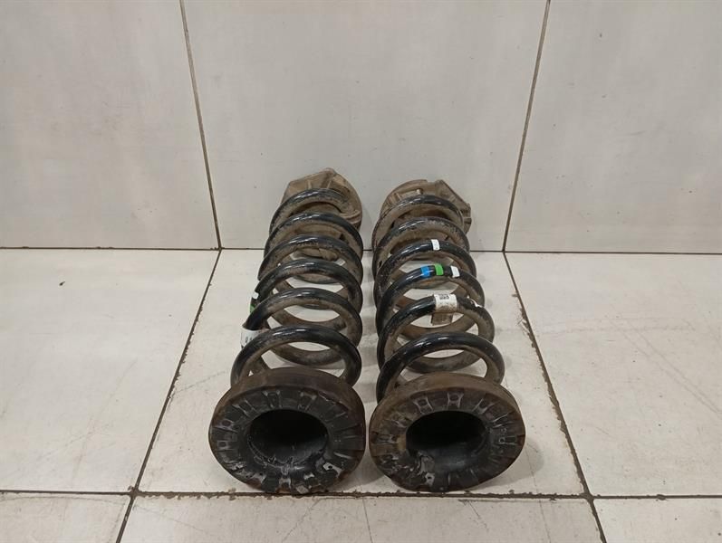 JAGUAR i-PACE X590 EV400 Coil Spring Rear J9D3-5534-BB Rear Suspension Spring SET