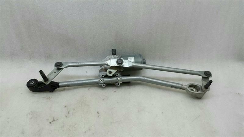 BMW Z4 E89 7219606 RHD Front Wiper Linkage with Motor Right Hand Drive