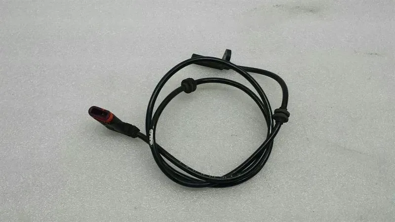 Mercedes C Class W204 Rear ABS Sensor A2045400317 ABS Sensor Speed Sensor
