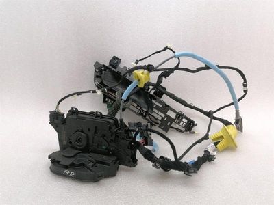 BMW iX i20 40 door lock rear right 5a258c8 door lock rear right