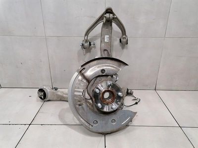 JAGUAR i-PACE X590 Left Front Hub M9D3-3K186-AB Wheel Bearing Housing Front Left