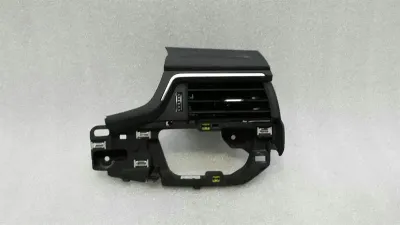 Audi A4 8W RHD Right Air Vent 8W2820902B Right Handlebar