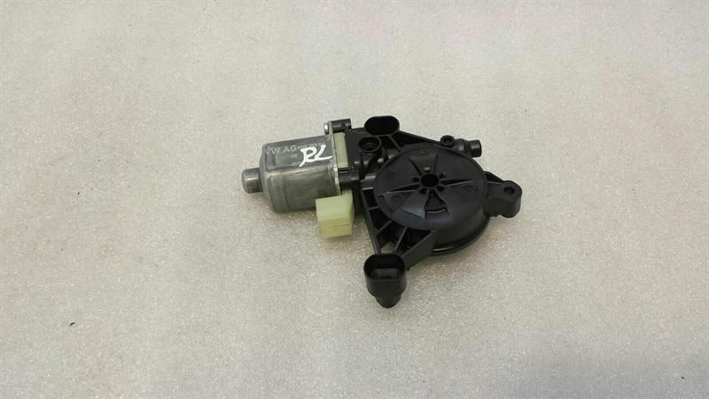 Audi A4 8W RLH door window motor 8W0959811 window regulator motor rear left