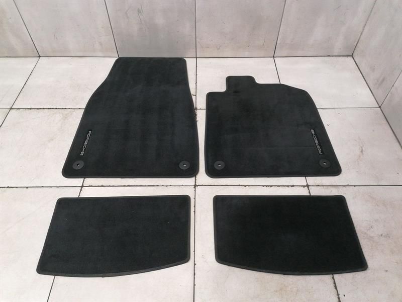 Porsche Taycan 9J floor mats RHD TAYCAN floor mats right hand drive
