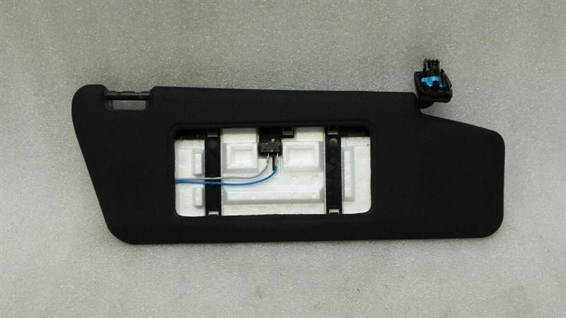 Mercedes E Class W212 Right Sun Viewfinder A2128103610 Sun Bezel Right