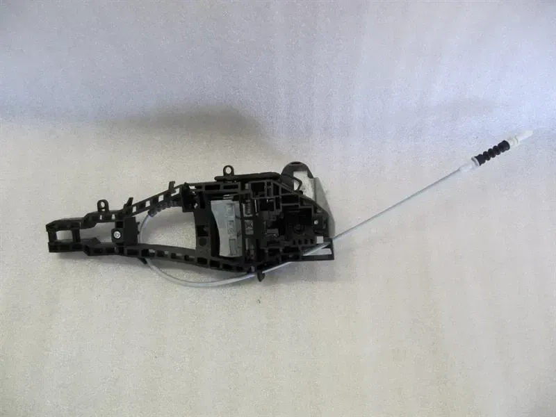 BMW 1 Series F20 RHD Front Right Door Handle Carrier 7297750 Right Hand Drive