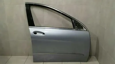 Mercedes R Class W251 Right Front Door A2517200205 Front Right Door.