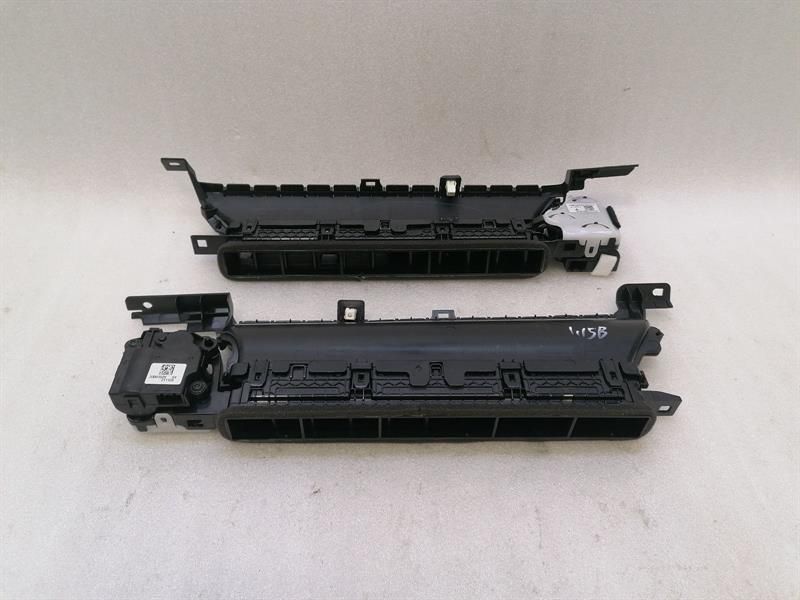 Tesla Model 3 Standard Air Vent 1111598-00-B Vent Vent Grille RHD