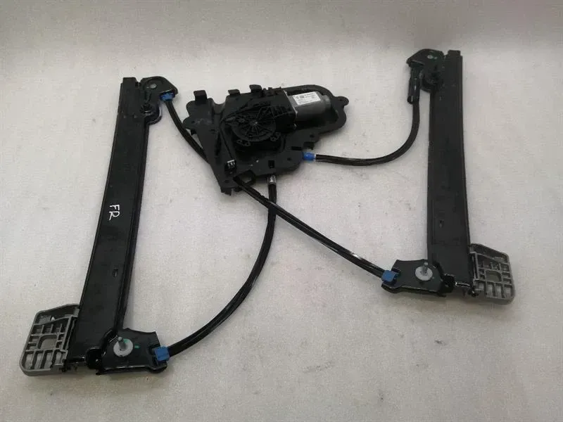 Tesla Model 3 Right Front Door Winder 1616443-00-A Window Regulator Front Right