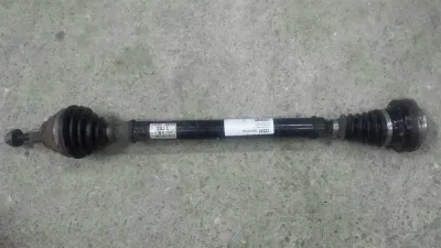 Volkswagen Passat Right Front Drive Shaft 3C0407272AJ Drive Shaft Front Right