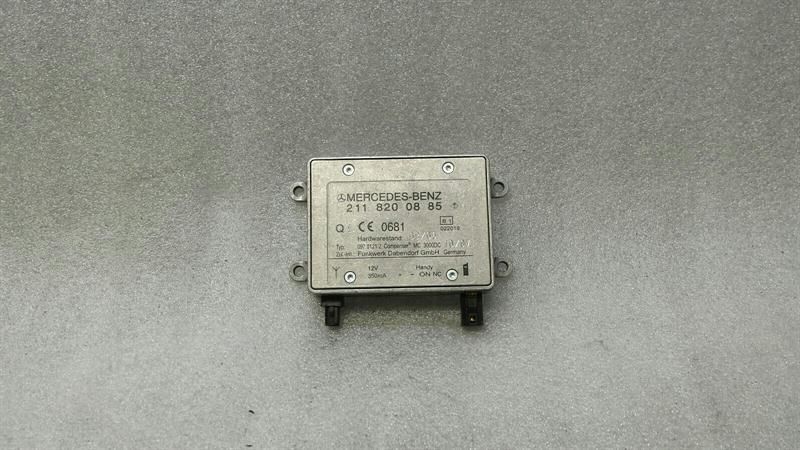 Mercedes CLS W219 Electronic Module A2118200885 Control Unit Bluetooth
