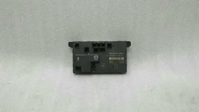 Mercedes CLS W219 front right door module A2198200726 door control unit front RE