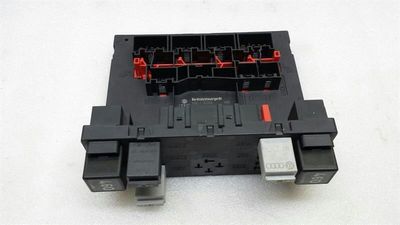 VW Passat 3C 2.0 TDi Fuse Box 3C0937049AE on-board power control unit