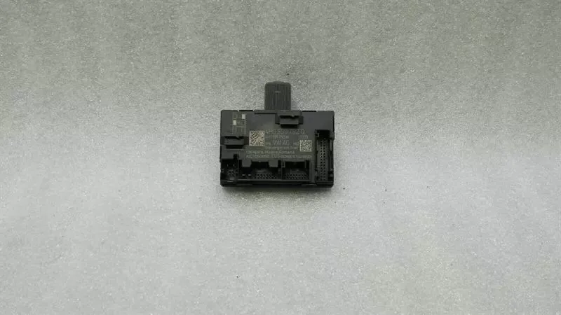 Porsche 911 991 Right Door Modules 4H0959792Q Door Control Unit Right