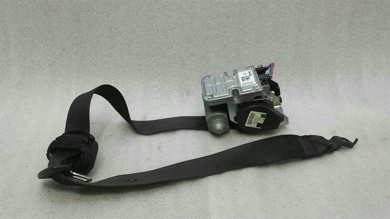 Mercedes CLS W219 front seat belt A2118605686 seat belt belt front right