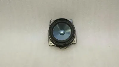 Mercedes S-Class W221 Speaker A2218203702 Speaker Harman Kardon L7