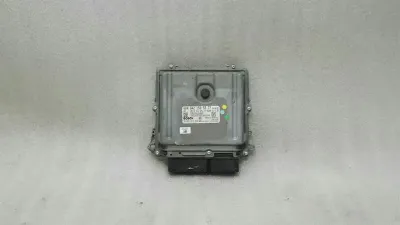Mercedes ML W164 Engine ECU A6421505377 Engine Control Unit OM642