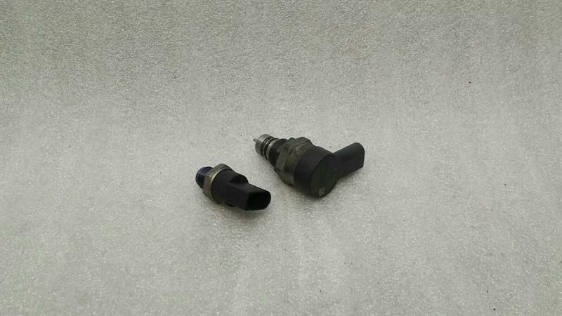 Mercedes ML W164 Fuel Pressure Sensor Set A6110780449 Rail Pressure Sensor Set