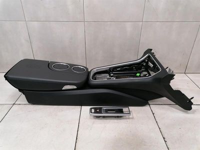 PORSCHE RHD UK Panamera 971 Console 971863240K CREST LOGO EXTENDED LEATHER