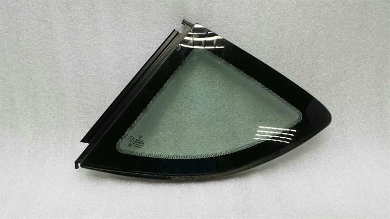Porsche Cayman 987 left rear 1/4 glass 98754311102 door window 1/4 rear left