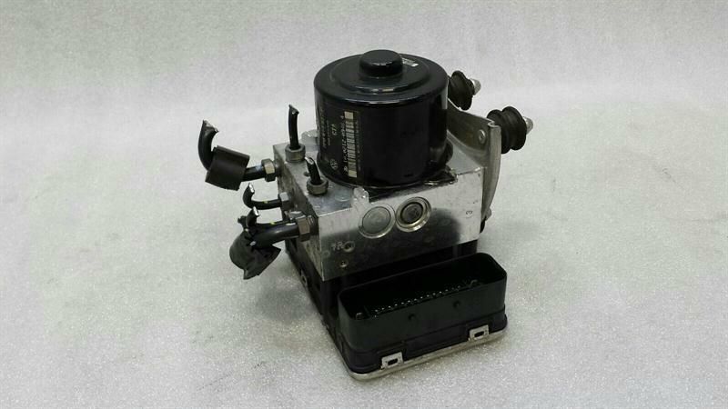 Porsche Cayenne 958 A.B.S. pump 7P0907379P ABS pump hydraulic block VW Toureg