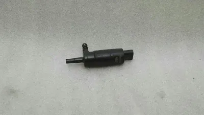 Porsche Panamera 970 washer fluid pump 97062450200 washer water pump