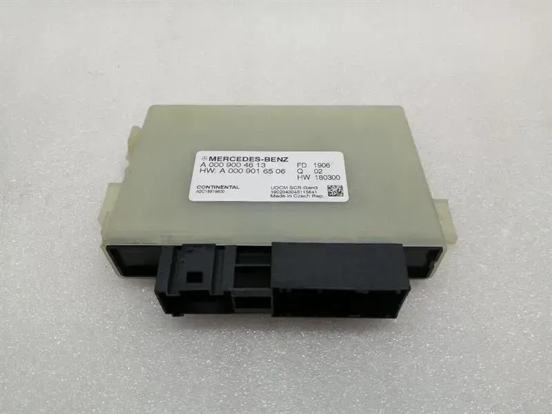 Mercedes W222 Electronic Module A0009004613 Exhaust Gas Aftertreatment ECU