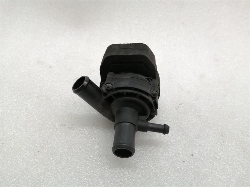 Mercedes S-Class W222 Additional Cooling Pump A2128350164 Coolant Pump Pump