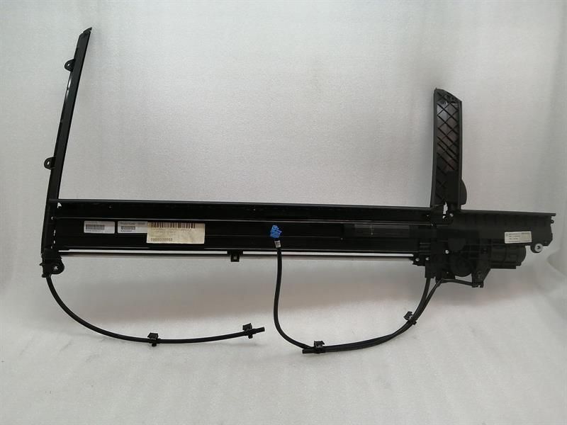 Mercedes S-Class W222 Rear Roller Blind Set A2228106502 Rear Roller Blind Set