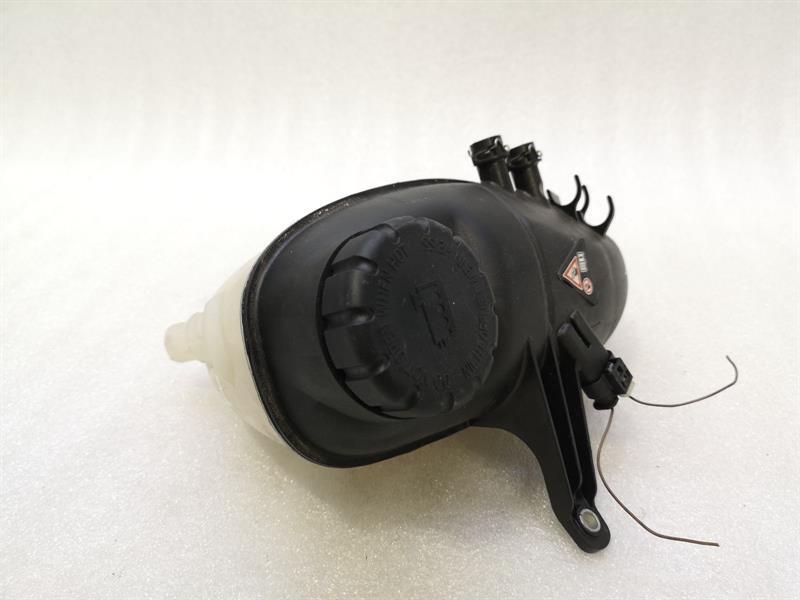 MERCEDES S-class W222 Expansion Tank A2225000849 Ausgleichbehäl