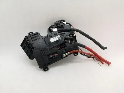 Mercedes S-Class W222 Fuse Box A2225406040 Fuse Box