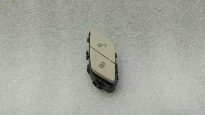 Mercedes S-Class W222 Right Door Lock Switch A2229057607 Door Lock Switch RE