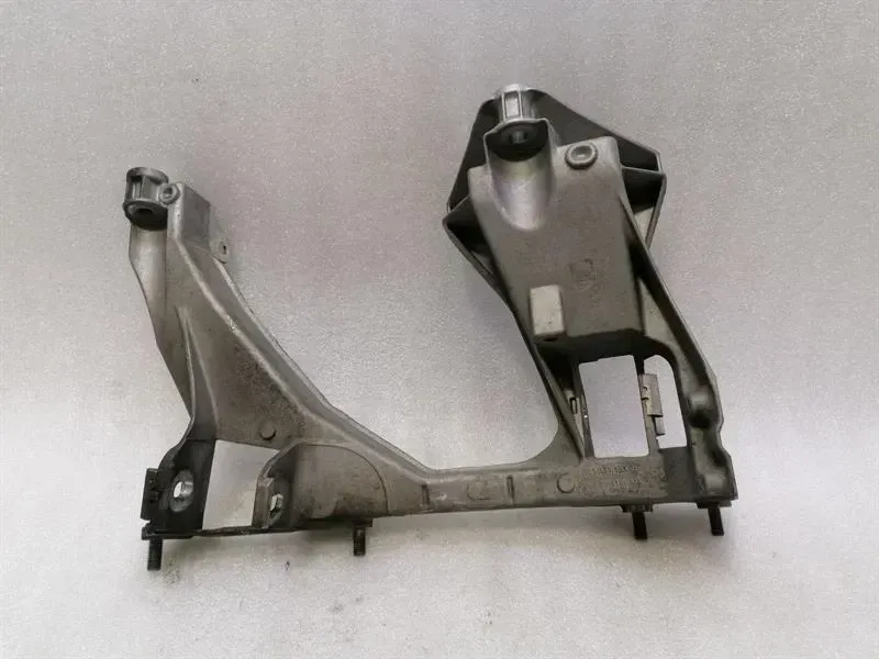 Porsche Cayman 718 left rear subframe 98133105106 axle frame rear axle left
