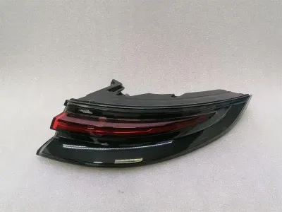 Porsche Panamera 971 right light 973945092 tail light rear right defects