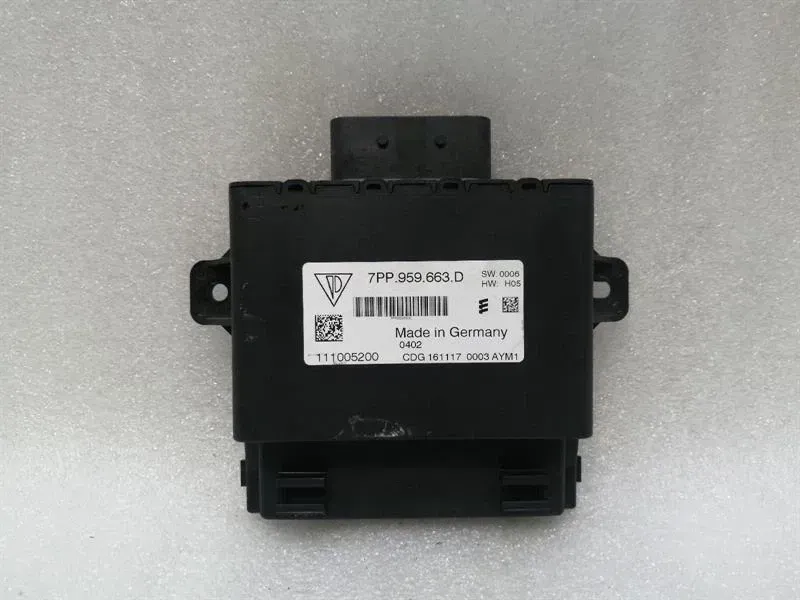 Porsche 911 991 Electronic Voltage Converter 7PP959663D Voltage Stabilizer